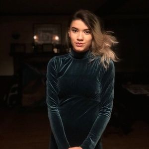 Forever 21 Contemporary Green Velvet Dress